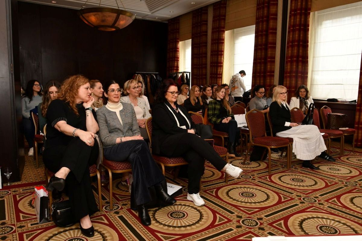 petra-salaric-nathalie-rayes